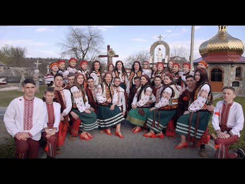 Видео: Великодні гаївки у виконанні творчих колективів Будинку культури смт. Печеніжин