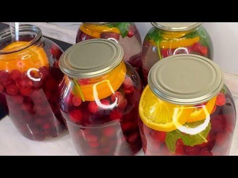 Видео: Вишнёвый компот на зиму. ПРОСТО ЗАЛИВАЮ КИПЯТКОМ Закрываю по 50 банок! МОХИТО. Вкусный и насыщенный.