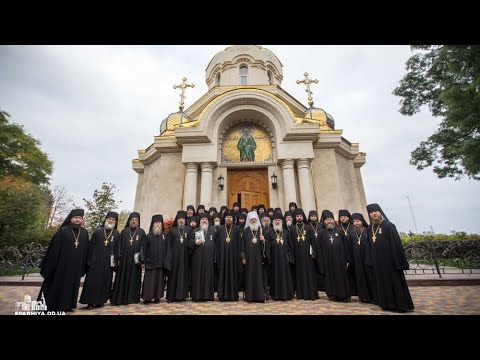 Видео: М.Агафангел вручил награды братии Успенского мужского монастыря