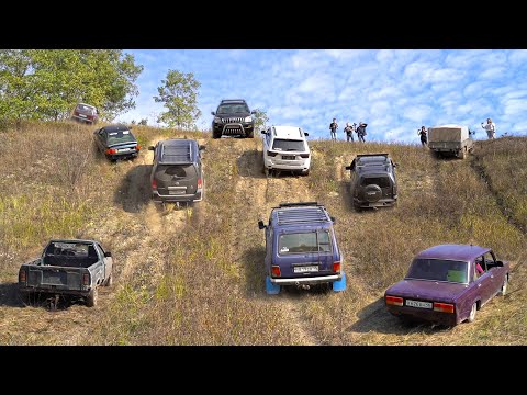 Видео: МАССОВАЯ БИТВА МАШИН В ГОРАХ TOYOTA, JEEP, NISSAN, MITSUBISHI, AUDI, ВАЗ, УАЗ