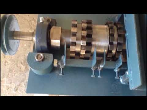 Видео: Бюджетный рамочный комбайн "Луч- 4" для обработки заготовок рамок ульев.