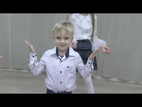 Видео: Отрывной Календарь. Евгений Клюев. Сказка - театральная студия "Эврика" Адрес - https://akterkyrs.ru