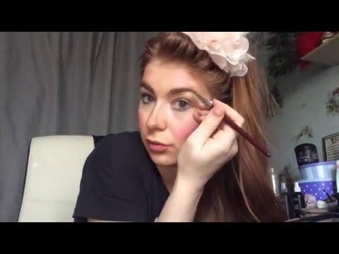 Видео: Ржака!!!ПРИКОЛ от проф.визажиста! макияж по бьютиблогам !