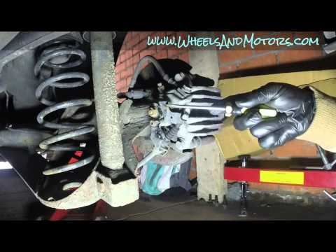 Видео: Правильный способ регулировки стояночного тормоза VW Golf Mk4