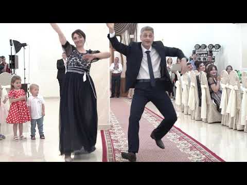 Видео: Зажигательный танец родителей на свадьбе