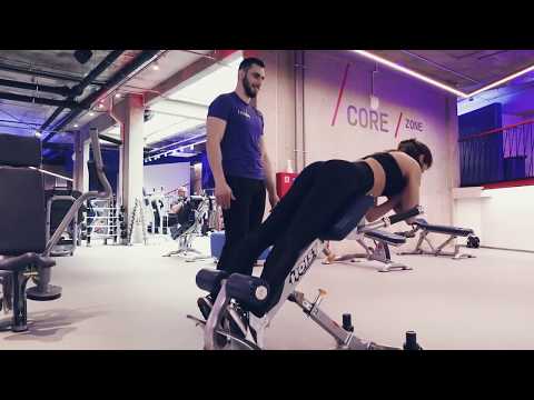 Видео: Как накачать ягодицы? Лучшие упражнения на ягодичные мышцы для начинающих.