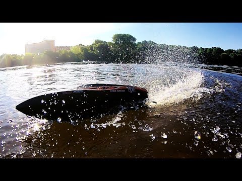 Видео: Игрушечный Катер на Радиоуправлении FlyTec V003