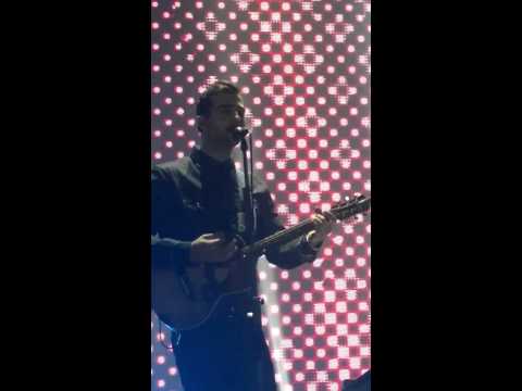 Видео: Grisha Urgant - По проводам (СПб, ГлавClub, 5.12.14)