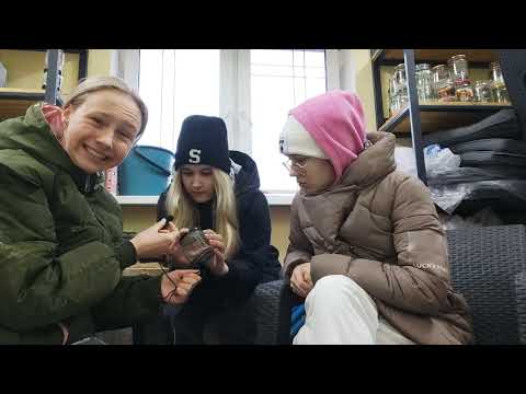 Видео: АСМР С ДРУЗЬЯМИ/ASMR WITH FRIENDS 🔫🪆