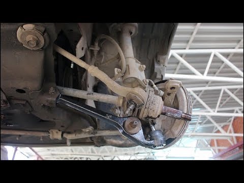 Видео: Замена сальников АКПП и кореного на Toyota Duet 1,0 Тойота Дуэт 2000 года  1часть