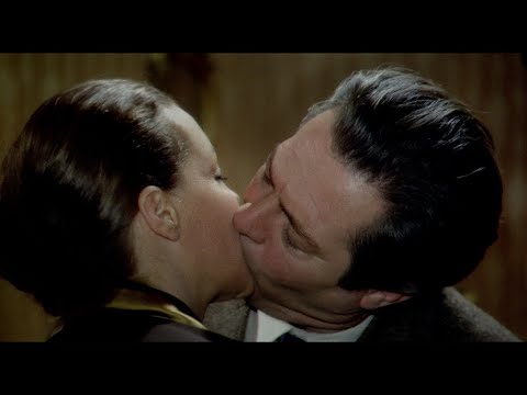 Видео: ИХ ЧУВСТВА ВСПЫХНУЛИ 20 ЛЕТ СПУСТЯ! Призрак любви. Драма