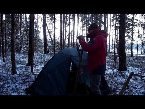 Видео: Как сделать зимнюю палатку с печкой из старой летней палатки
