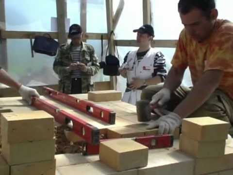 Видео: Строительство хлебной печи