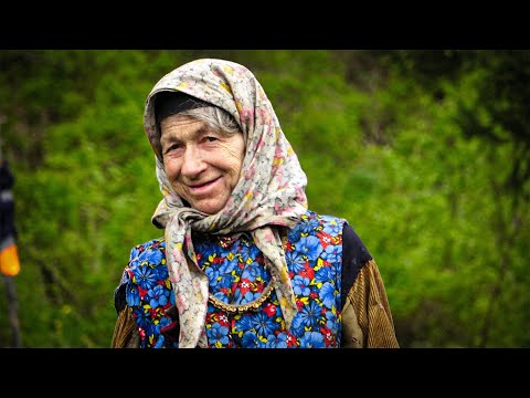 Видео: ЛЫКОВА АГАФЬЯ. СУРОВАЯ ЖИЗНЬ В ТАЙГЕ. В ГОСТЯХ У ИЗВЕСТНОЙ ОТШЕЛЬНИЦЫ. ПОЛНЫЙ ФИЛЬМ.