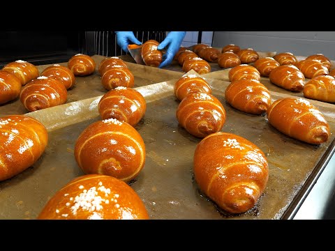 Видео: Ежедневно распродано! Корейский солёный хлеб, насыщенный вкусом масла / Корейская уличная еда