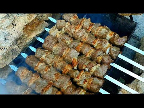 Видео: ШАШЛЫК ИЗ ГОВЯДИНЫ ПО-ТАДЖИКСКИ (TAJIK STYLE BEEF SHASHLIK)