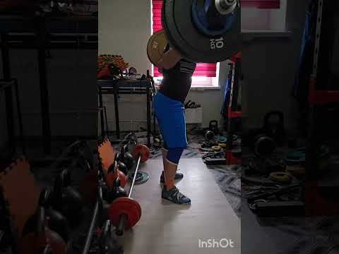 Видео: (13.11.25) Приседания( штанга на спине) с остановками и паузой внизу 70-80