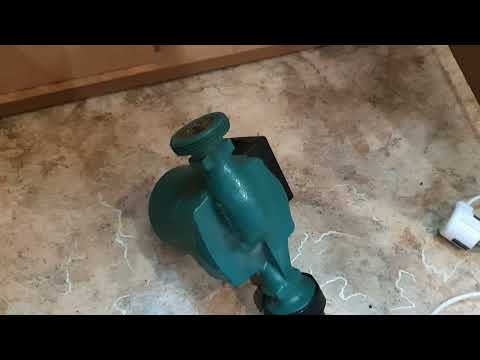 Видео: Циркуляционный насос-5 лет в аквариуме.