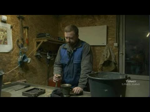 Видео: Андрей Игнашин возродил меднолитейный промысел в деревне Анциферово