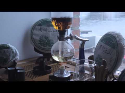 Видео: Варка чая и кофе в сифоне