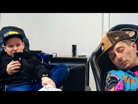 Видео: У ОТЦА В ГАРАЖЕ