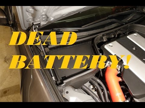 Видео: Замена аккумулятора на Infiniti G37