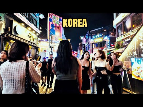 Видео: Ночная Прогулка по Итэвону 4K – Тур по улицам Сеула, Ночная жизнь, Бары и Толпа