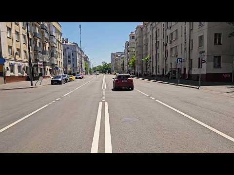 Видео: Прогуляйтесь по уютному району Москвы и отдохните от суеты