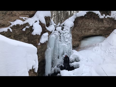 Видео: Легендарный чувашский Водопад. Зимой по Волге на велосипедах и электромотоцикле. Было сложно!