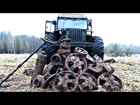 Видео: ЦЕЛАЯ ПОЛЯНА МЕТАЛЛА ВОЗЛЕ ЗАБРОШЕННЫХ ФЕРМ!!!КОП МЕТАЛЛОЛОМА 2021.