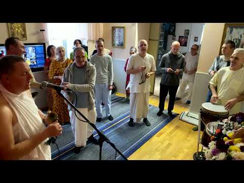 Видео: Гурупуджа Дан Бихари 26 10 25