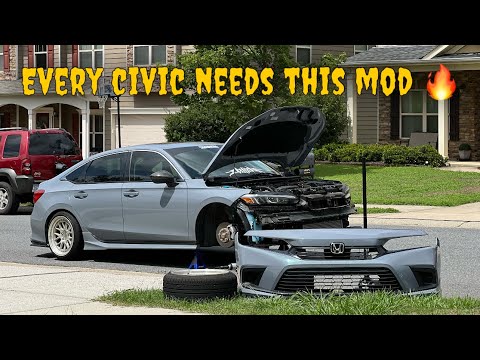 Видео: Установка решеток Type R на Civic 11-го поколения (огромная разница)