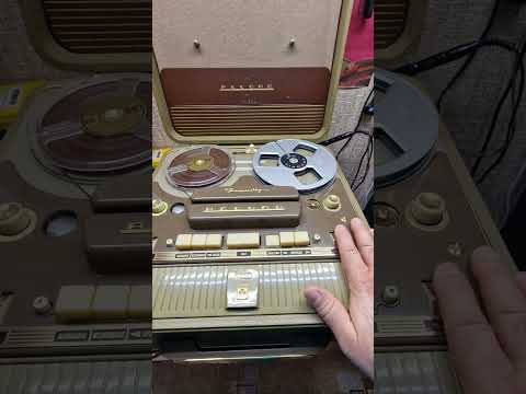 Видео: Grundig tk 820 3D  коричневый