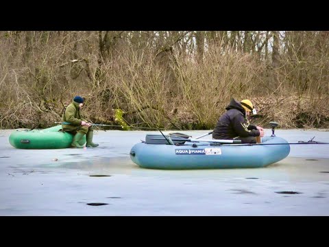 Видео: Рибалка на КРУПНОГО КАРАСЯ з ЛОДКИ! БОКОВИЙ КІВОК в ДЕЛЕ!