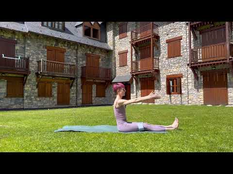 Видео: Тренировка пилатес на все тело.