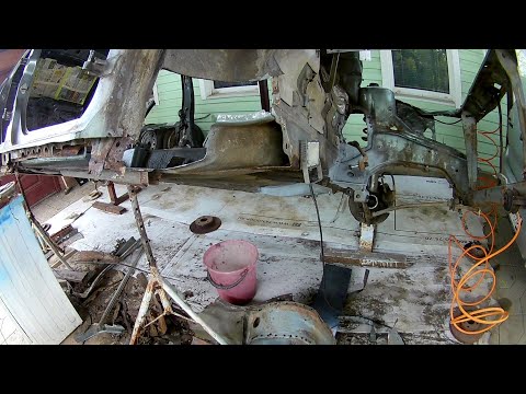 Видео: Небыло печали, купил Медведь Ладу Калину. Часть 12. Ты зачем машину сломал?