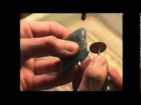 Видео: Резьба по камню, сюжет Рыбка часть 1.mpg