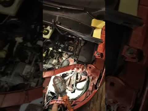 Видео: Что нужно знать для замены троса капота Ford S-Max/Galaxy
