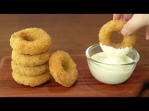 Видео: Как приготовить хрустящие куриные пончики и чесночно-сырный соус :: рецепт куриных наггетсов