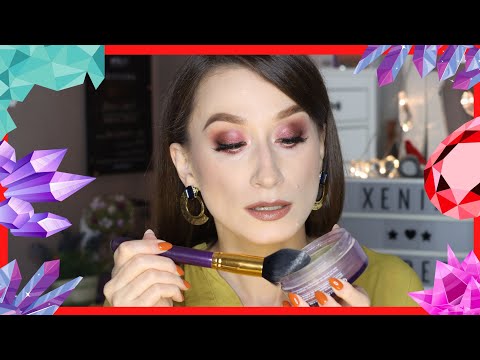 Видео: ФОТОШОП В БАНОЧКАХ ОТ ПРЫЩЕЙ, МОРЩИН, ПИГМЕНТНЫХ ПЯТЕН 🔥Все о минеральной косметике!