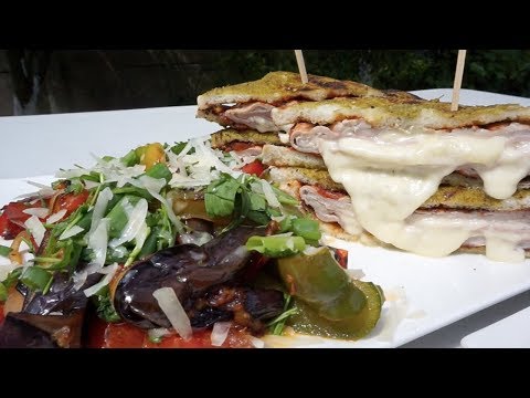 Видео: Шашлык (3 в 1) с горячим овощным салатом.Рецепт от Жоржа