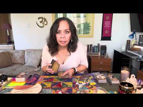 Видео: ЛЕВ ♌️ Помни, кем ты был до того, как они вошли в твою жизнь. Не гонись и не жди. Ты принадлежишь...