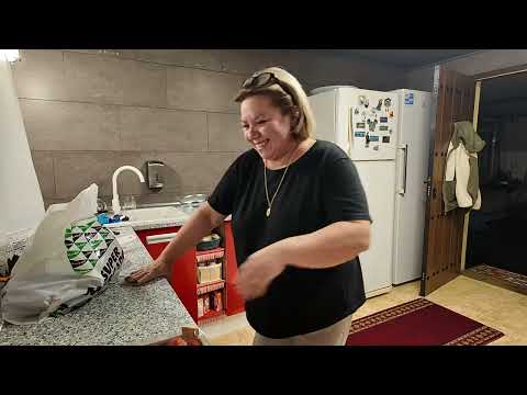 Видео: Это невозможно утаить. Семейные отношения с иностранцем. Моя золовка поставила мне ультиматум.