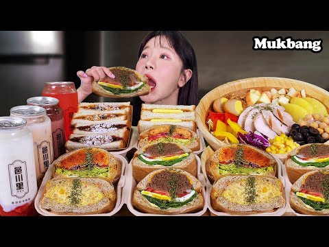 Видео: Supsize острый сэндвич с курицей, сэндвич с булгоги, куриный салат, тост, десерт Мукбангㅣеда-шоу