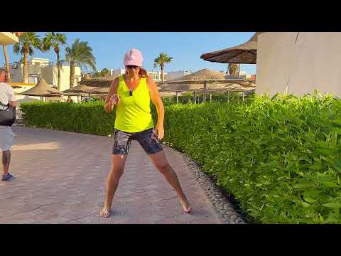 Видео: Укрепляем мышцы ног и ягодиц / ФИЗКУЛЬТУРА НА МОРЕ  