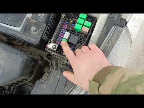 Видео: Не запускается хендай Солярис , секретки от прошлого хозяина .