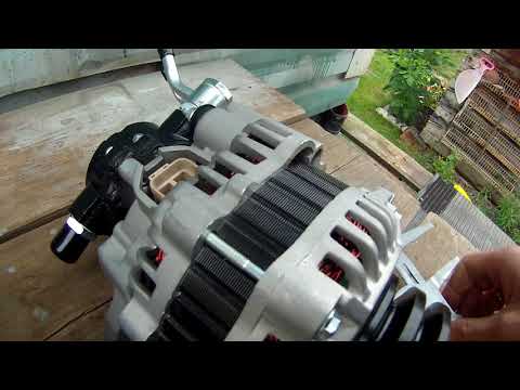 Видео: сравнение генераторов 4D56 китаец и японец