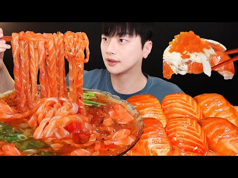 Видео: Суп с лапшой из лосося, приготовленный из настоящего лосося и суши с гигантским лососем MUKBANG ASMR
