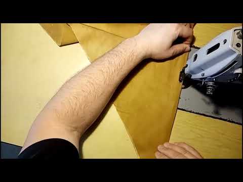 Видео: как Подшить косынку (платок)