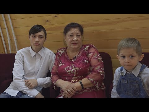 Видео: "Будем вместе". 08.08.20 г. Приемная семья Окоемовых, Вилюйский район